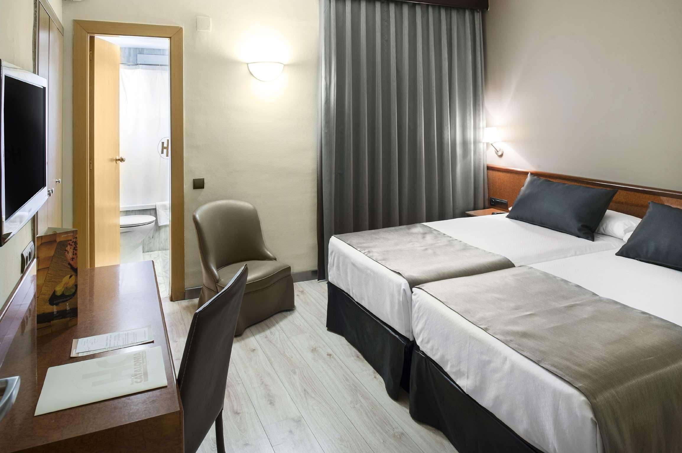 Catalonia Castellnou Hotel Barcelona Kültér fotó