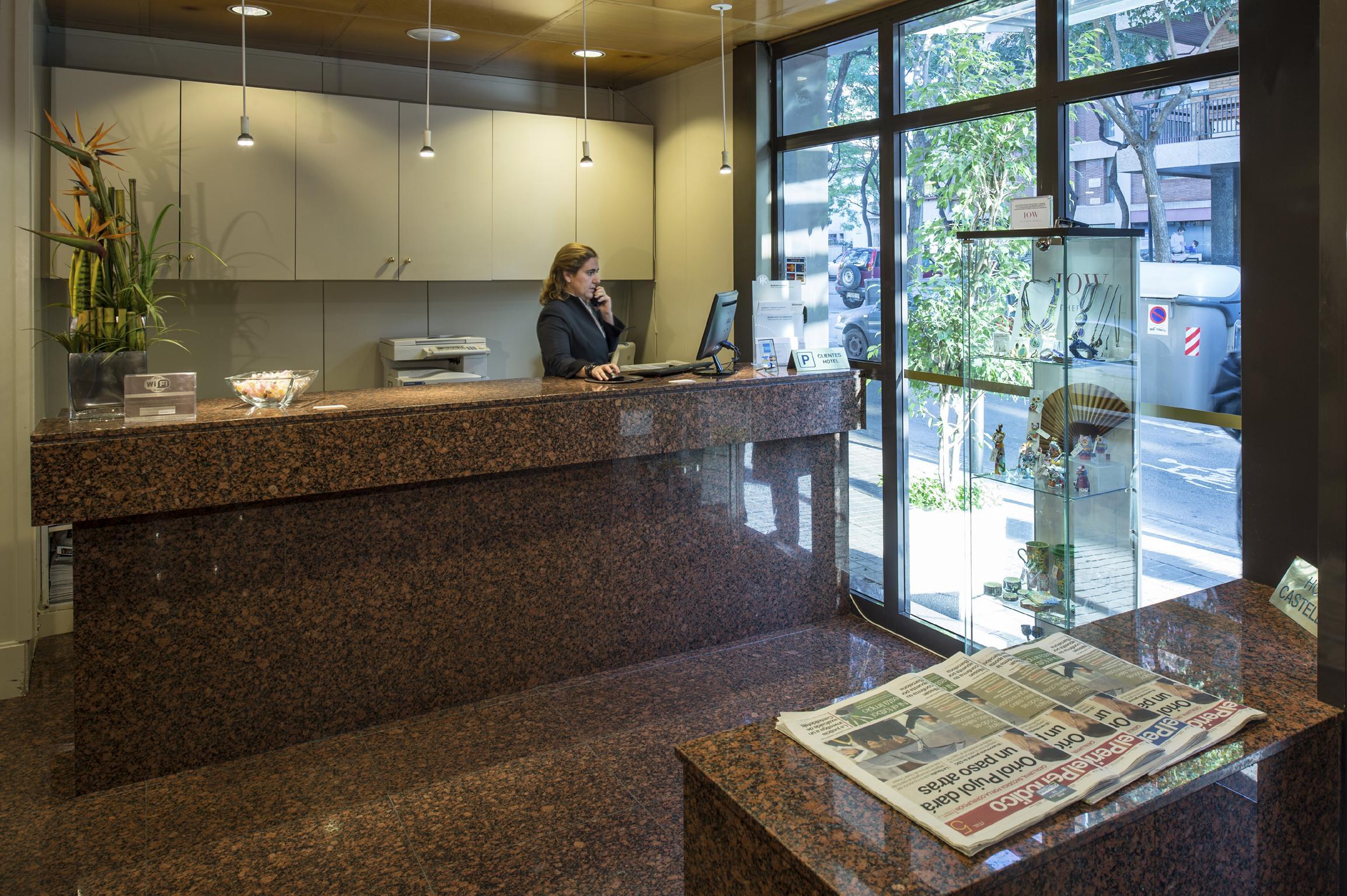 Catalonia Castellnou Hotel Barcelona Kültér fotó