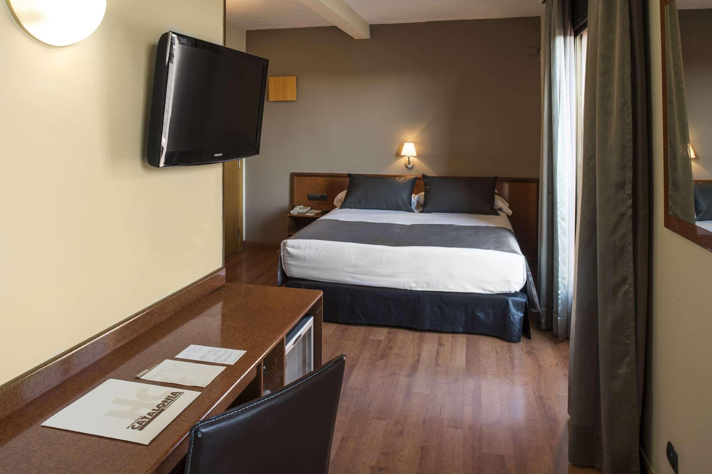 Catalonia Castellnou Hotel Barcelona Kültér fotó