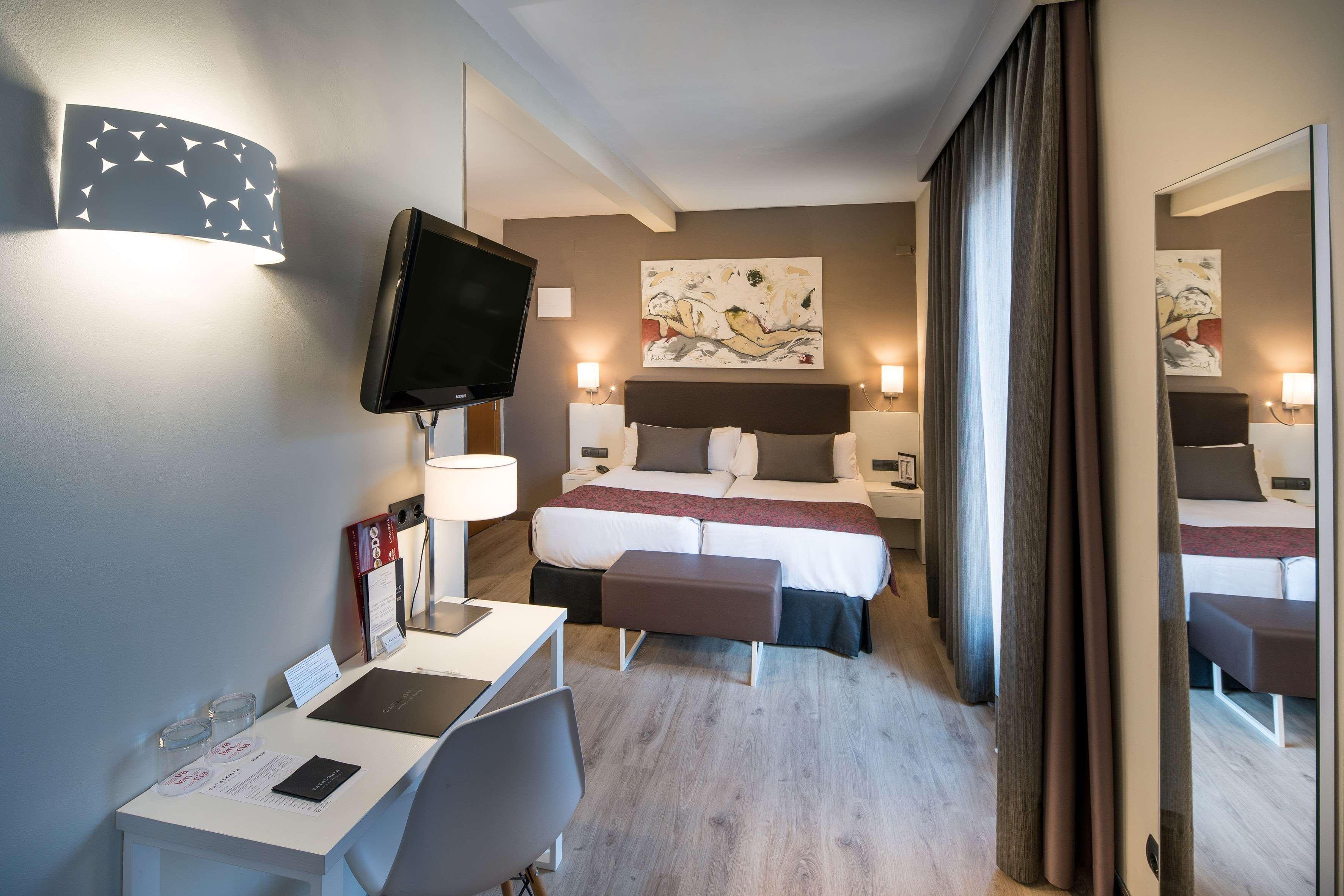 Catalonia Castellnou Hotel Barcelona Kültér fotó