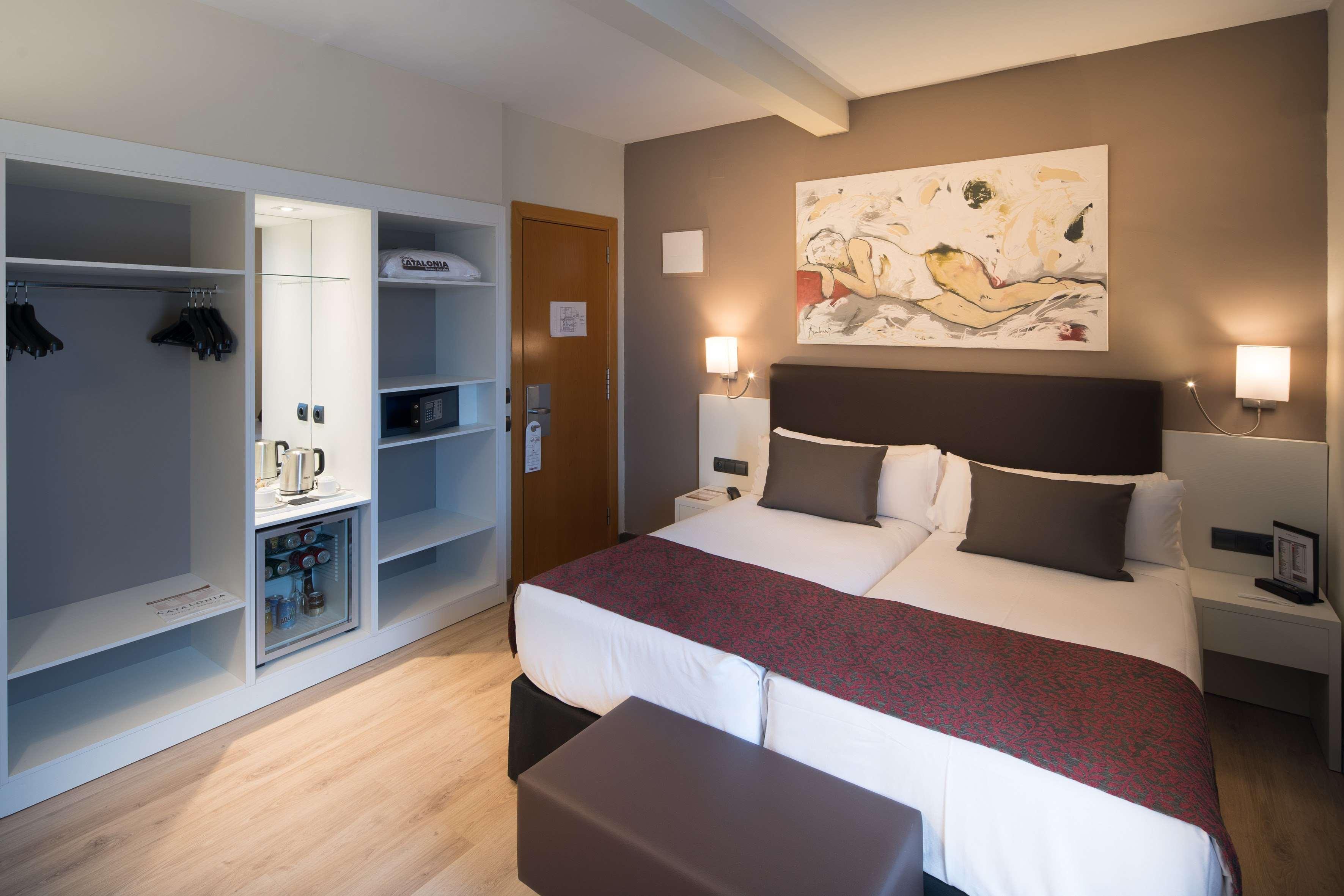 Catalonia Castellnou Hotel Barcelona Kültér fotó