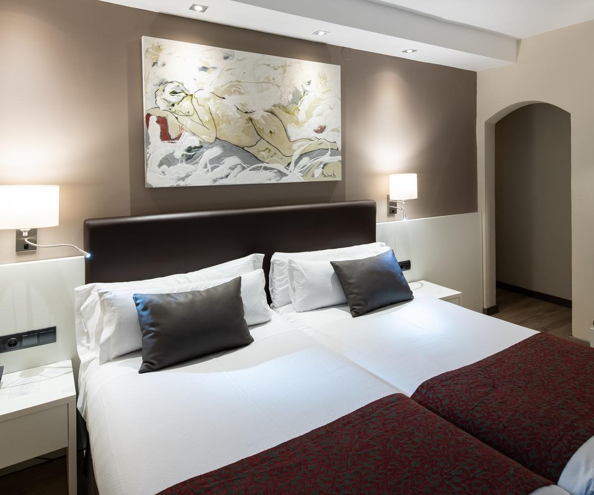 Catalonia Castellnou Hotel Barcelona Kültér fotó